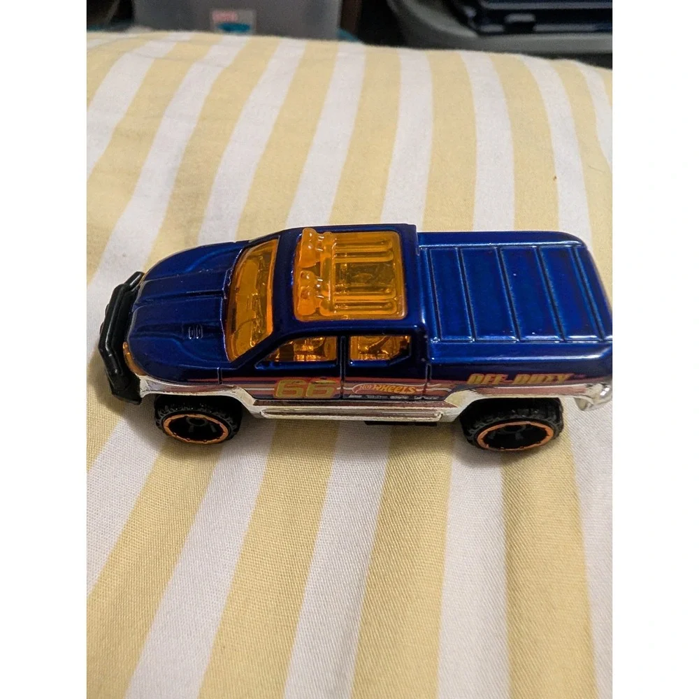 2013 Hot Wheels Blue Off Duty #66 Diecast Toy Car Made in Malaysia